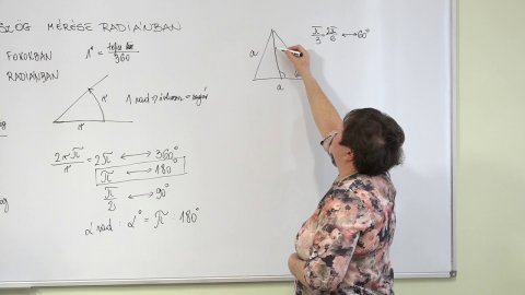 Embedded thumbnail for Matematika, II. osztály, 59. óra, A szög mérése radiánban